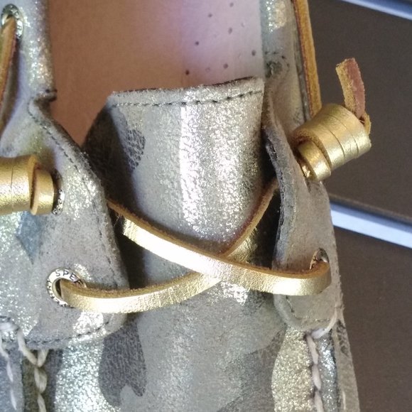 Sperry Women’s Size 8M US, 2-Eye Vida Metallic Camo Boat Shoe Olive STS86659 - Picture 2 of 8